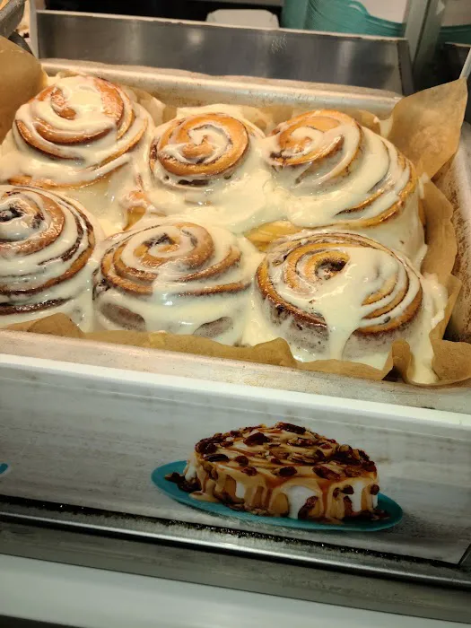 Cinnabon Picture 3