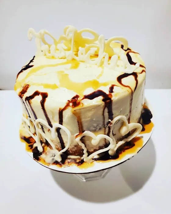 Molly's Cakes Picture 10