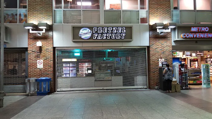 Philly Pretzel Factory Picture 4