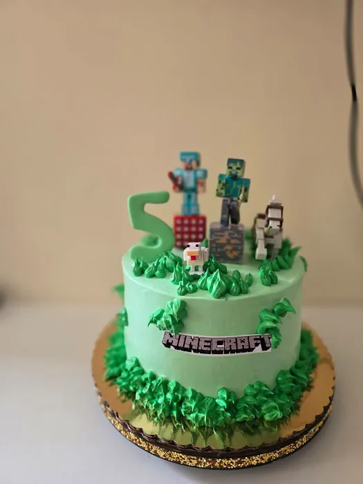 Monica Cakes Picture 3