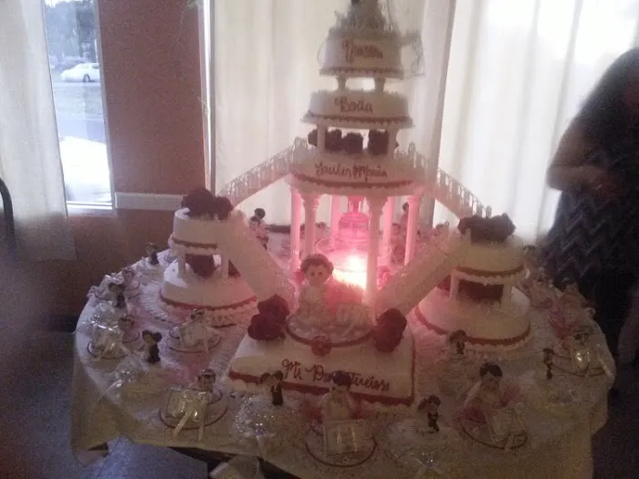 Lynn's Bakery Picture 8