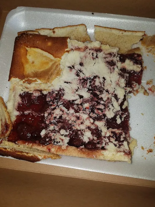 Lynn's Bakery Picture 7
