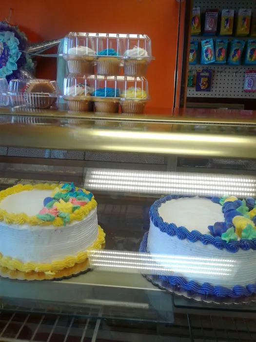 Lynn's Bakery Picture 4