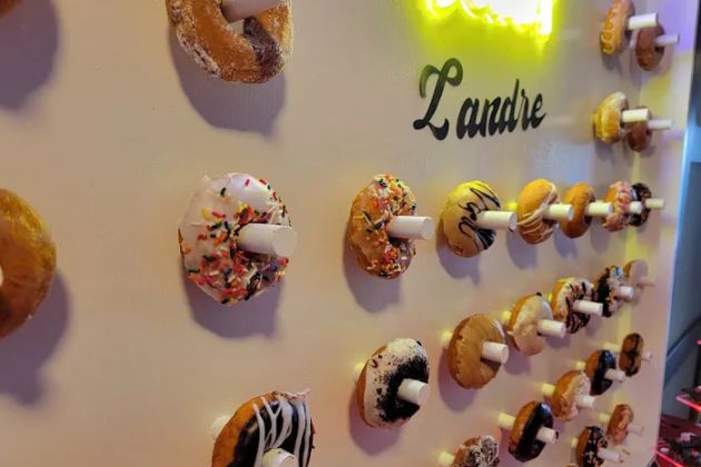Duck Donuts