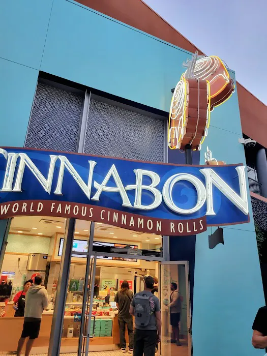 Cinnabon Picture 10