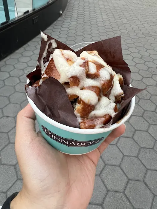 Cinnabon Picture 8