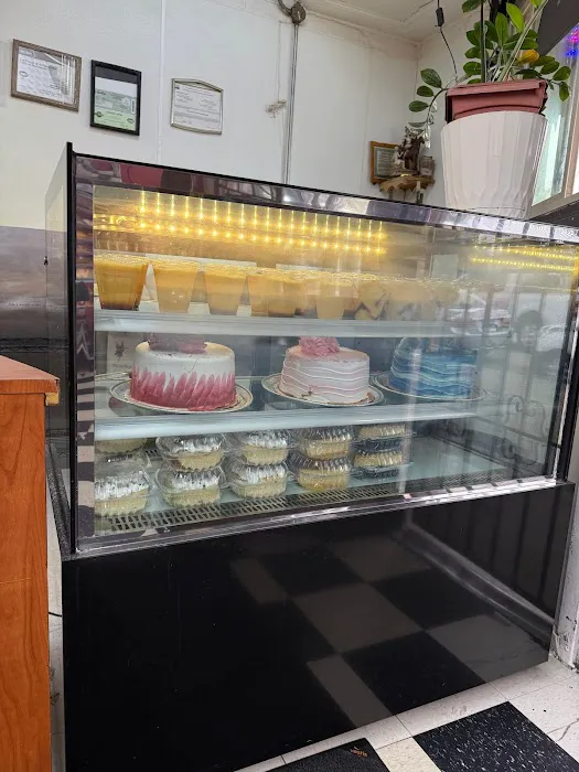 Panaderia La Barca Picture 2