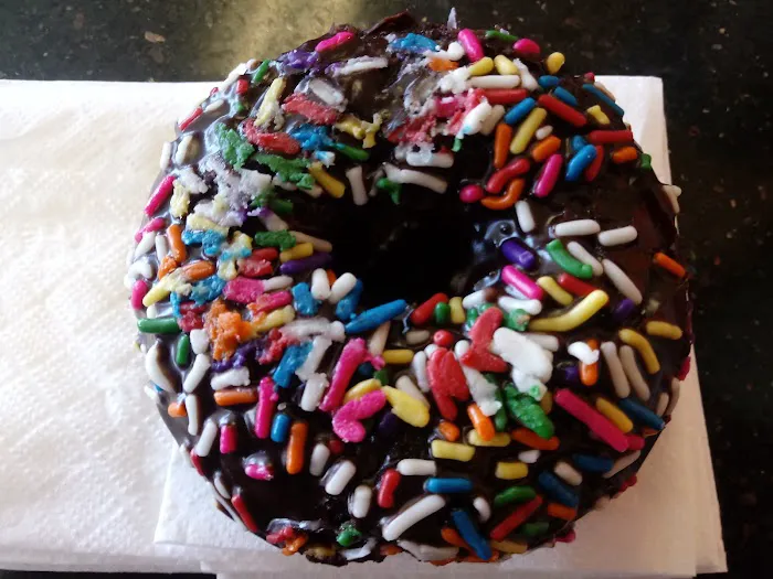 Yum Yum Donuts Picture 3