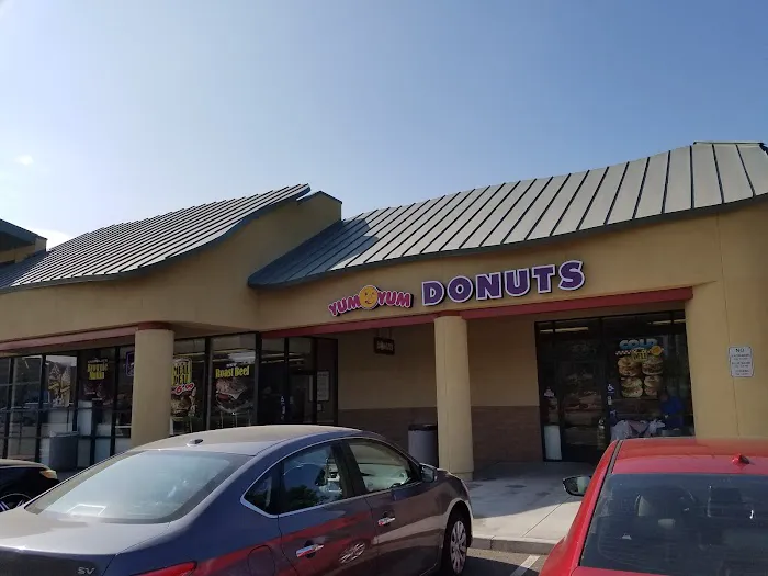 Yum Yum Donuts Picture 1