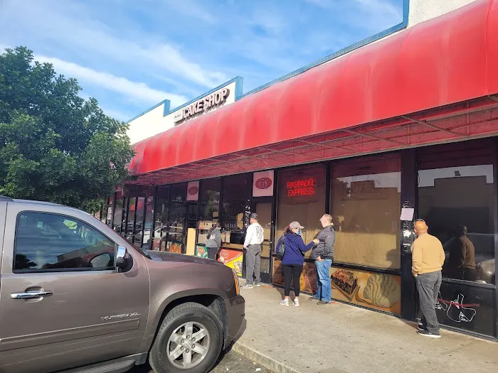 Spike's Cake Shop Picture 7