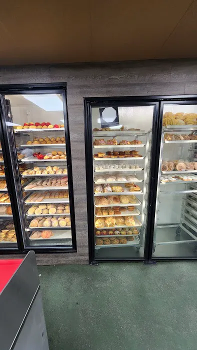 Spike's Cake Shop Picture 4