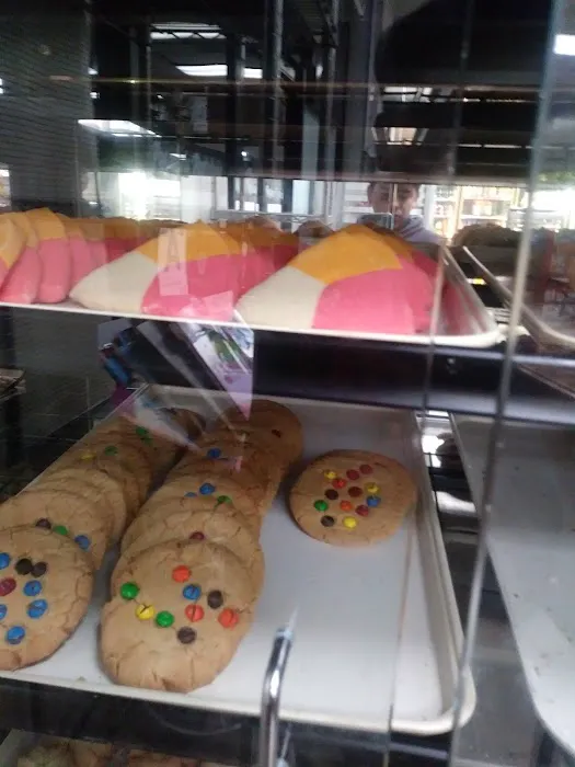 R&M Pastries, Inc. Picture 3