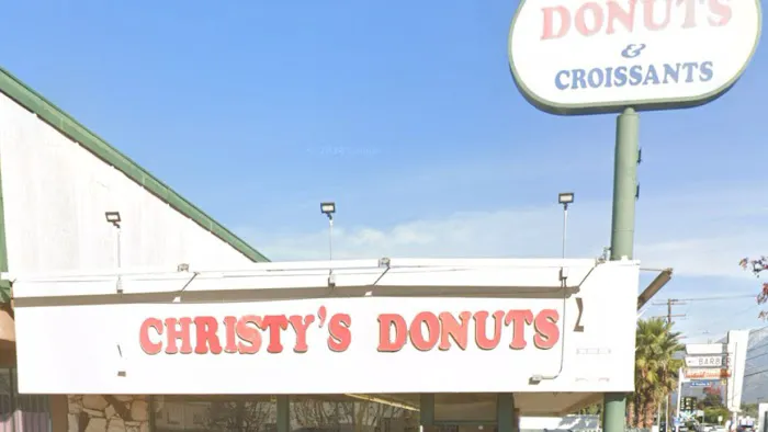 Christy’s donuts Picture 2