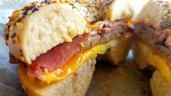 Bruegger's Bagels Picture 4