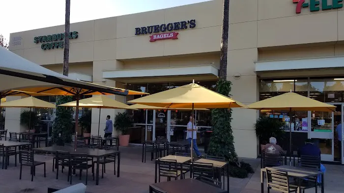 Bruegger's Bagels Picture 9