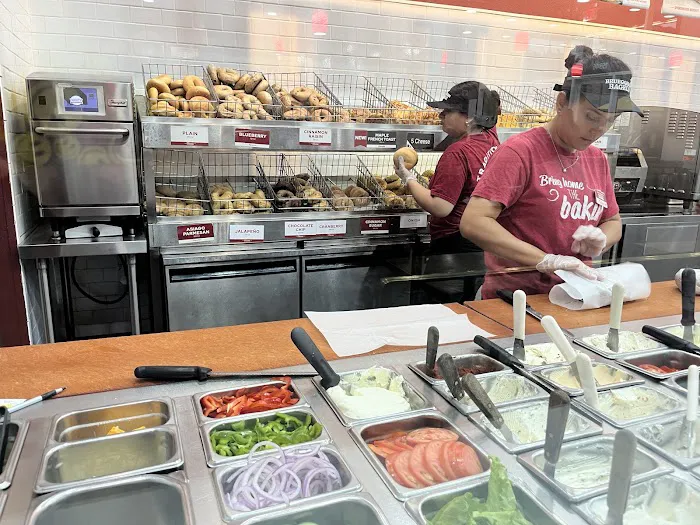 Bruegger's Bagels Picture 6