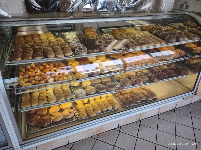 Christy's Donuts (Ontario) Picture 6
