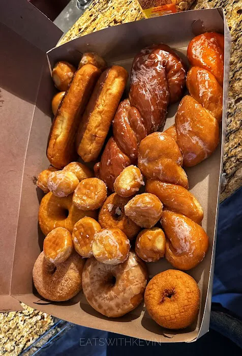 Pam's Donuts Picture 7