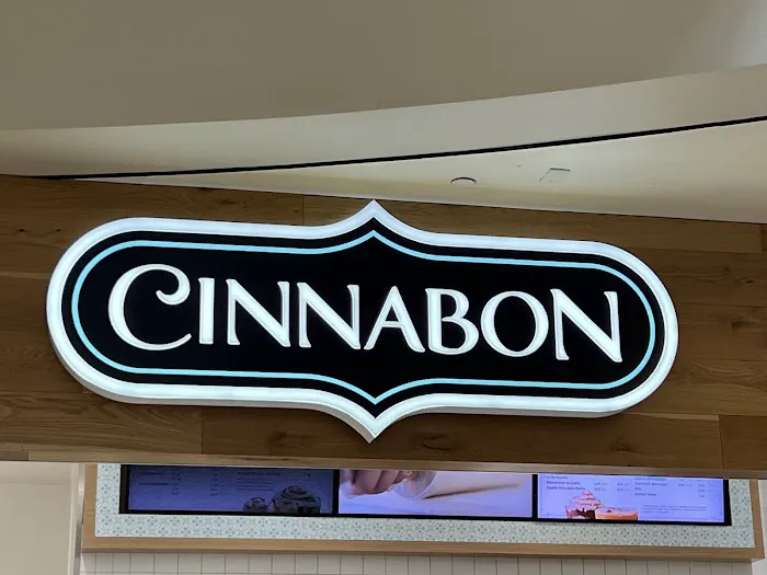 Cinnabon Picture 7