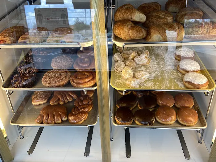 Donuts Tyme Picture 7
