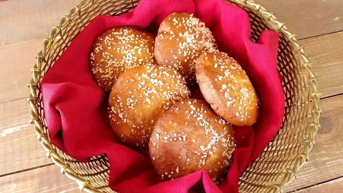 A & A Soft Pretzels Picture 6