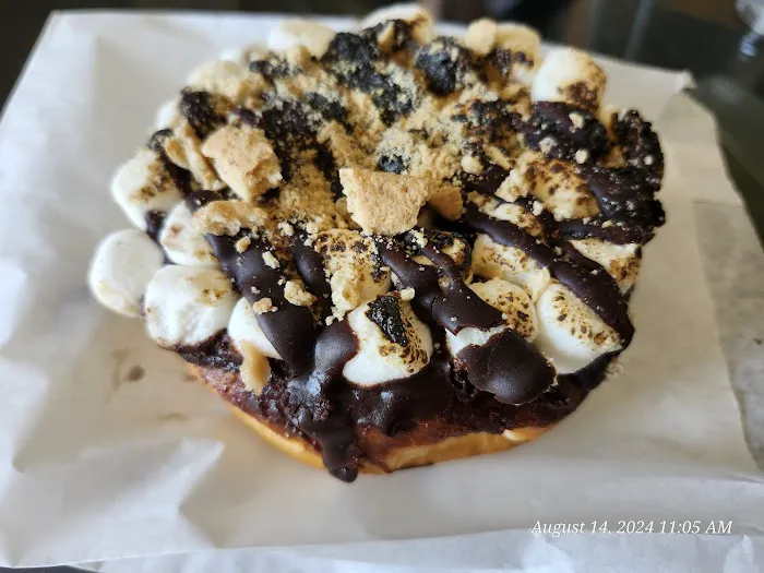Randy's Donuts Picture 3