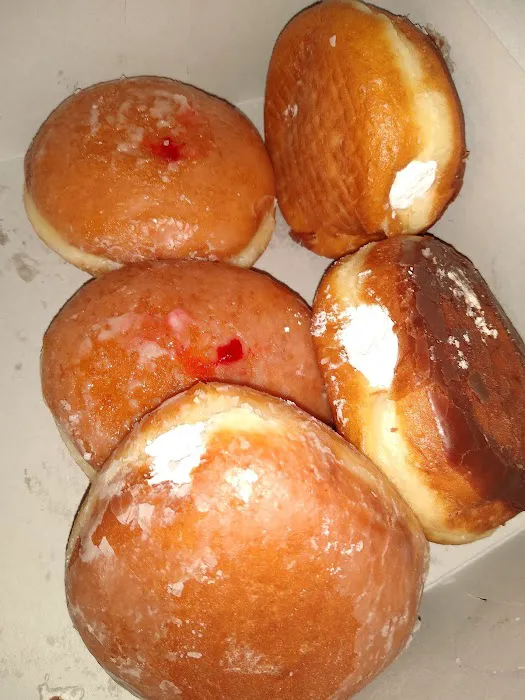 K's Donut Emporium Picture 9