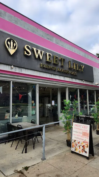 Sweet Lily Bakery Cafe & Catering Picture 2