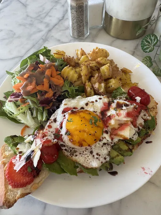 Sweet Lily Bakery Cafe & Catering Picture 4