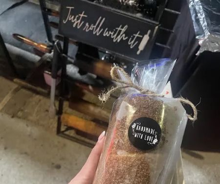 Roll In The Dough - Chimney Cakes / Kürtöskalács/ Trdelnik