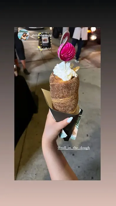 Roll In The Dough - Chimney Cakes / Kürtöskalács/ Trdelnik Picture 4