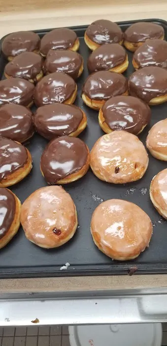 Yum Yum Donuts Picture 3