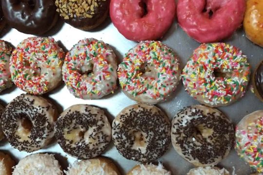 Donut Den