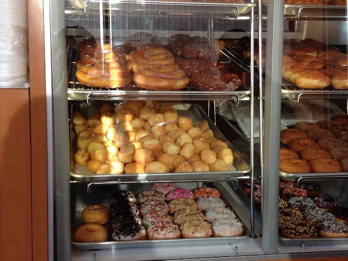 Donut Den Picture 9