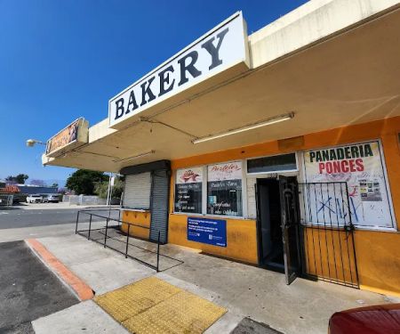 Ponce's Bakery
