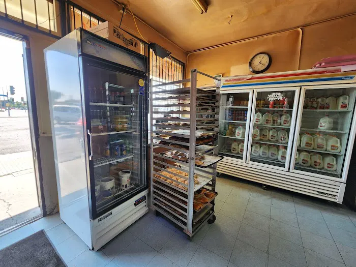 Ponce's Bakery Picture 6