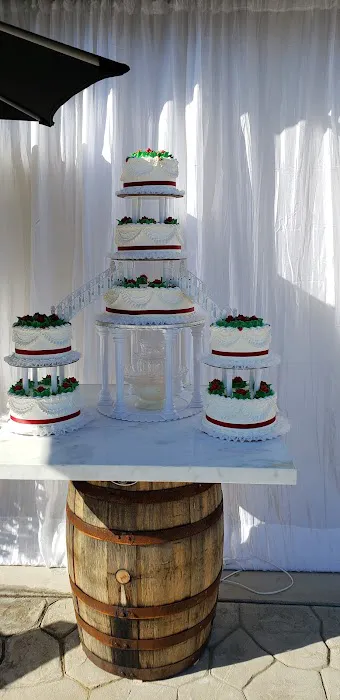R & J Bakery Picture 5