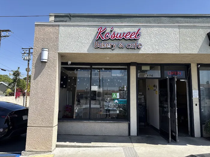 KC Sweet Bakery cafe Picture 3