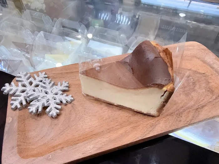 KC Sweet Bakery cafe Picture 5