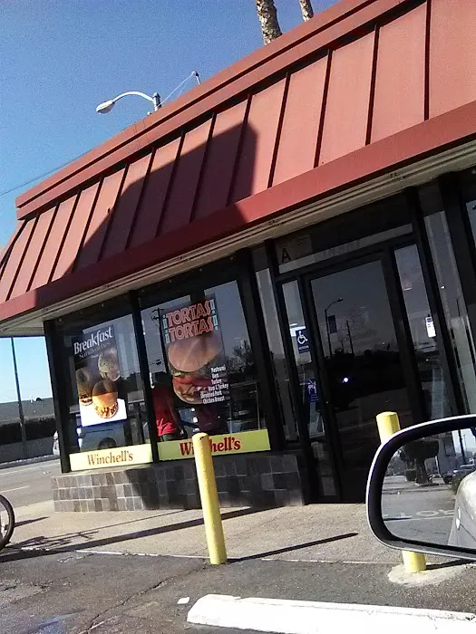 Winchell's Donut House Picture 10