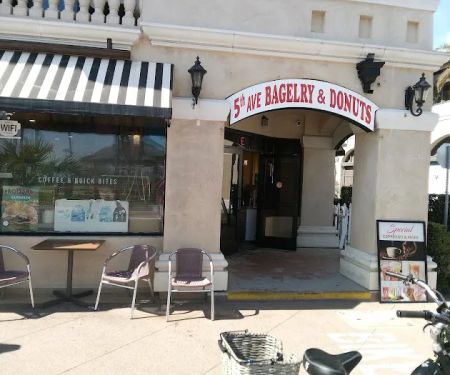 5th Avenue Bagelry and Donuts