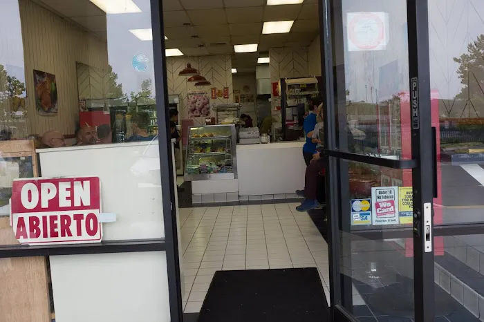 Donut World Picture 7