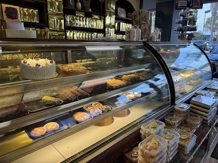 Sweet Lili's Bakery Picture 10