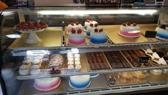 Efren's Bakery Picture 5