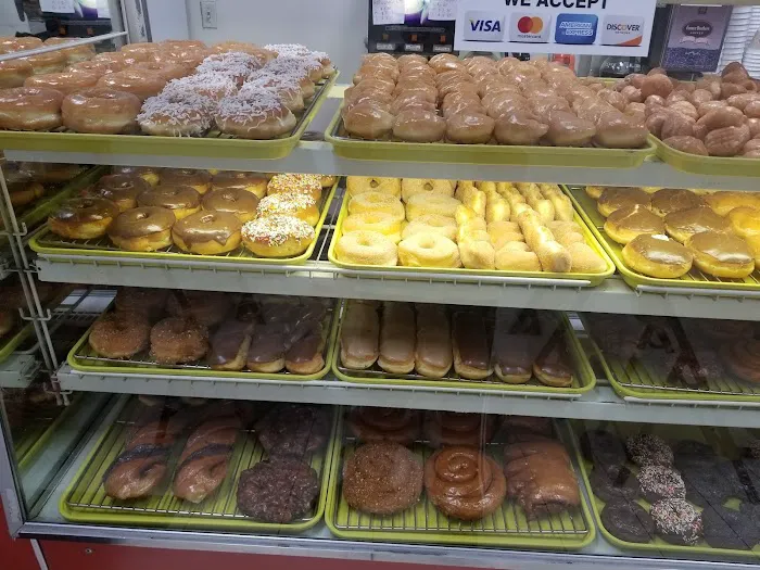 Donuts & Breakfast Sandwiches Picture 5