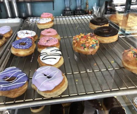 Masters Donuts 909