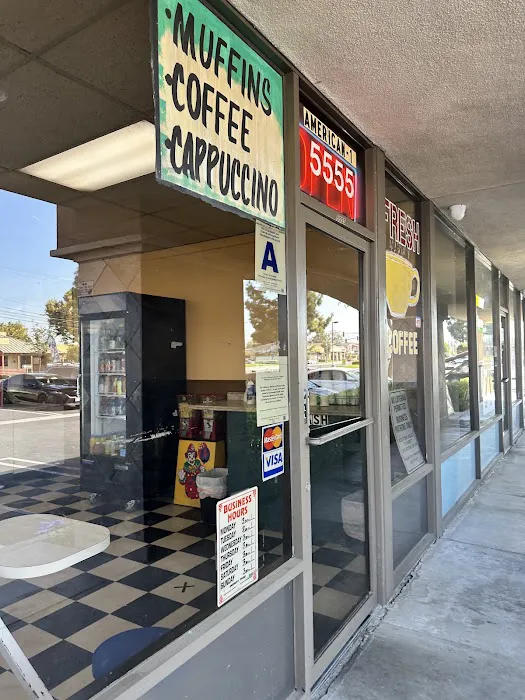 American Donuts Shop Picture 7