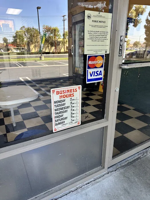 American Donuts Shop Picture 9