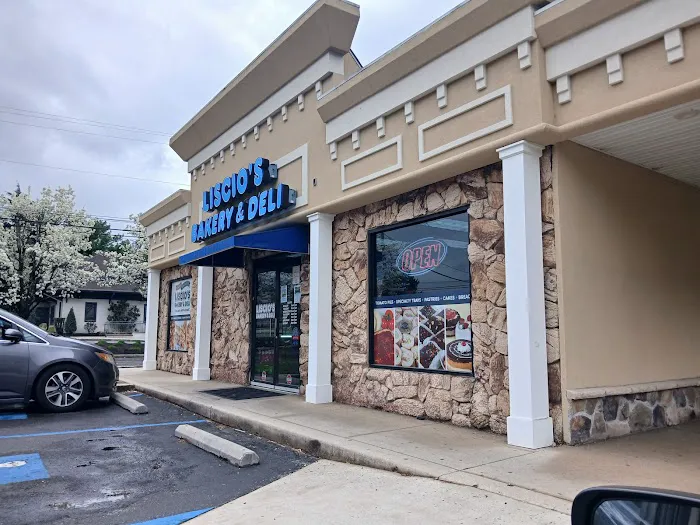 Liscio's Italian Bakery & Deli Picture 3
