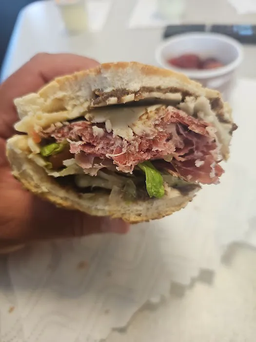 Liscio's Italian Bakery & Deli Picture 4